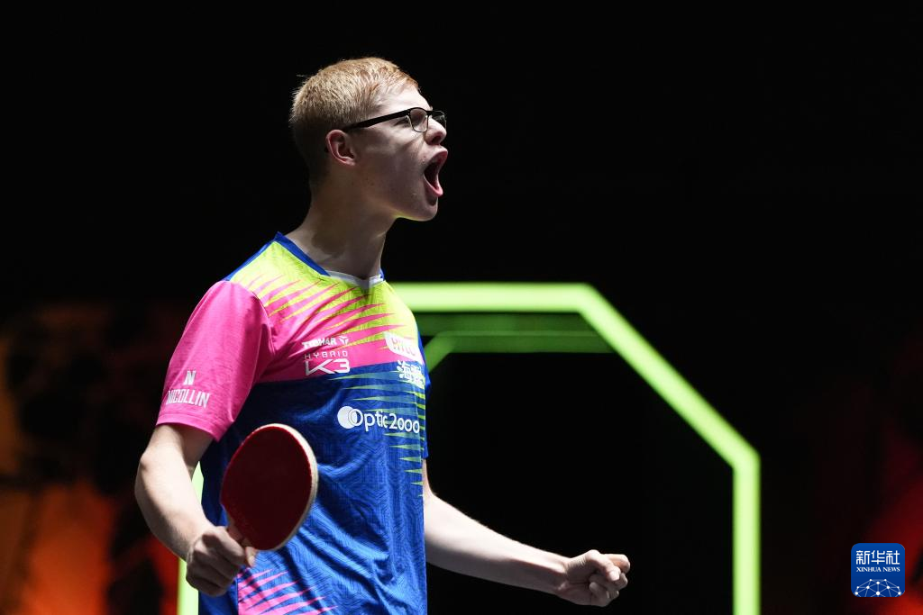 延期让她们 延期让她们