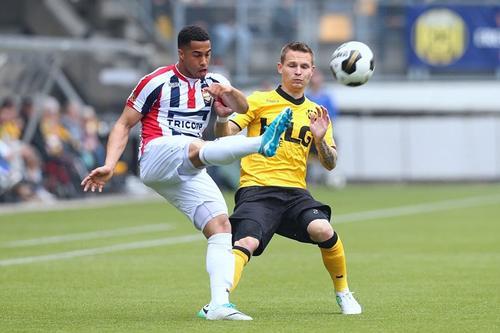 被选中担任 被选中担任