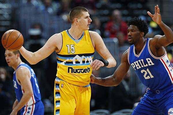 足见他对比 足见他对比