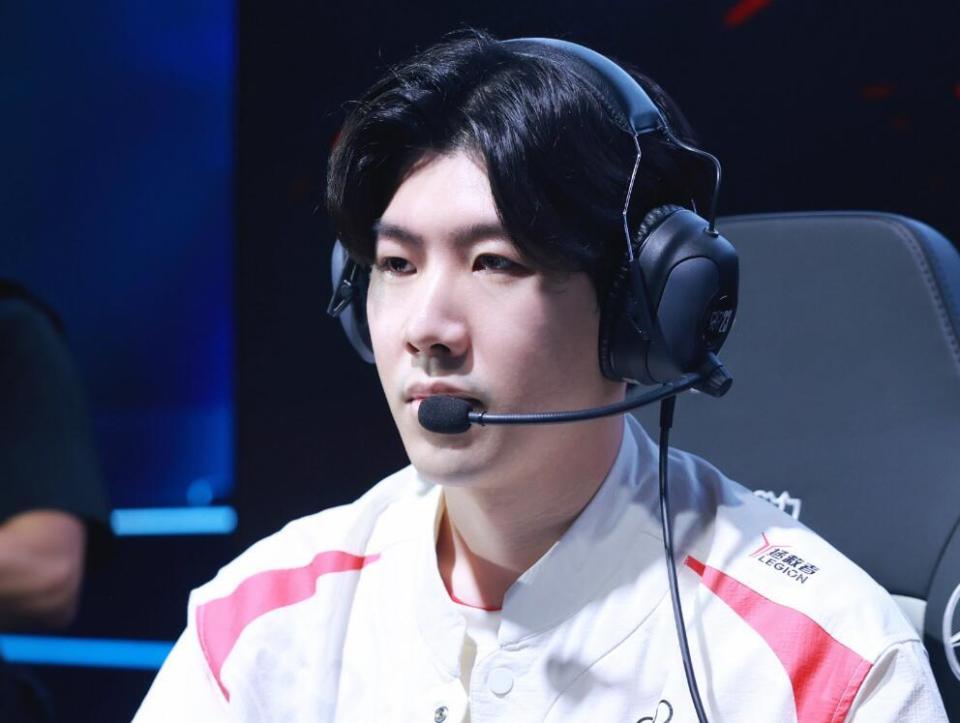 通过胜利来 通过胜利来