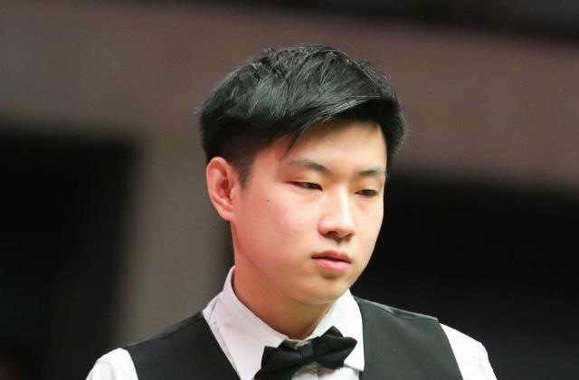 他在其他球 他在其他球